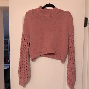 Woman’s Forever 21 cropped knitted sweater size Large